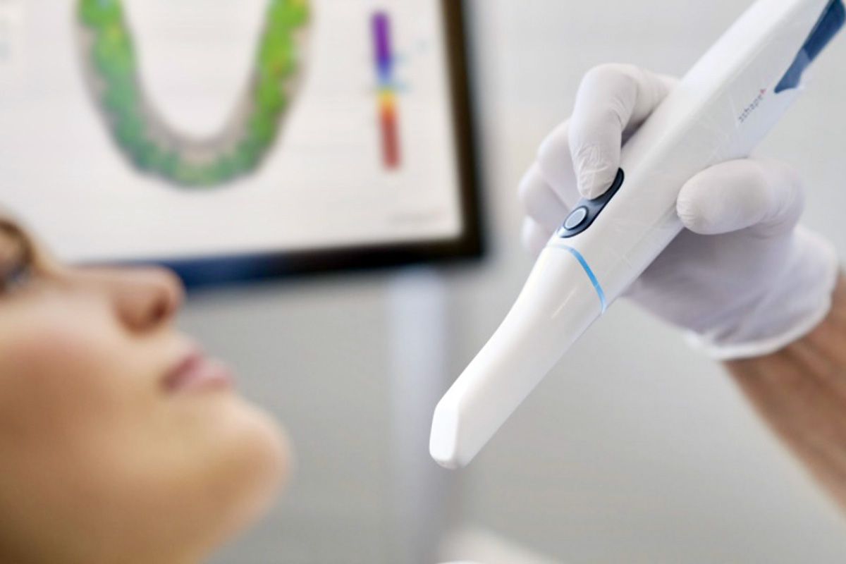 Abdruckfreie Praxis 3D-Scanner | Dr. med. dent. Jeannette Vaje - praxis für zahnheilkunde am ammersee - www.zahnheilkunde-am-ammersee.de